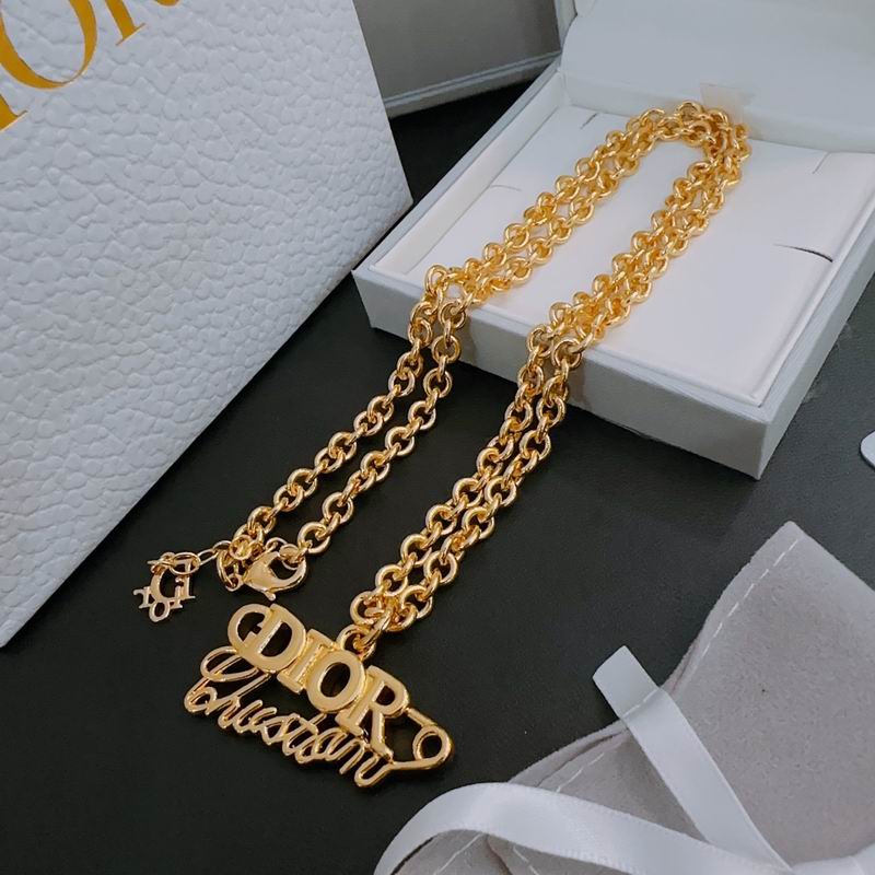 Dior Necklace 04lyr190 (1)